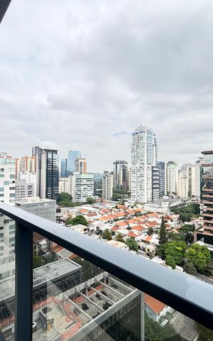 Apartamento para alugar com 176m², 2 quartos e 2 vagas Apartamento para alugar com 176m², 2 quartos e 2 vagasVaranda