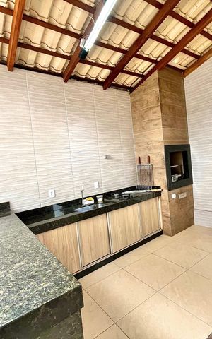 Casa à venda com 392m², 4 quartos e 2 vagas