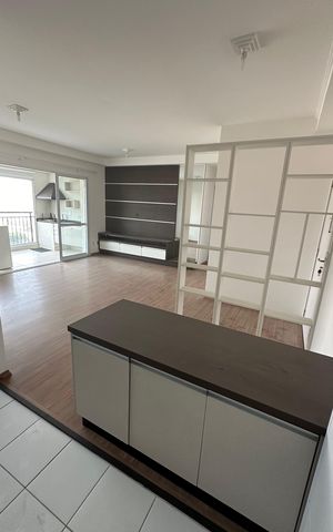 Apartamento à venda com 82m², 3 quartos e 1 vaga Apartamento à venda com 82m², 3 quartos e 1 vagaSala