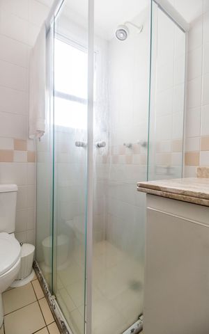Apartamento à venda com 96m², 3 quartos e 2 vagas Apartamento à venda com 96m², 3 quartos e 2 vagasBanheiro Social