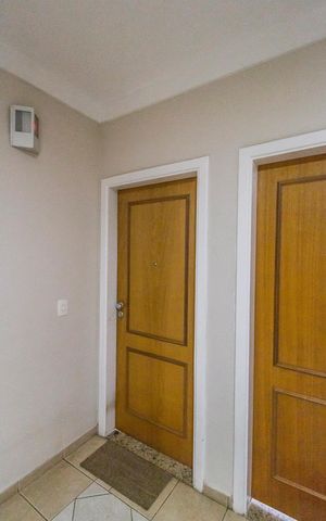 Apartamento à venda com 96m², 3 quartos e 2 vagas Apartamento à venda com 96m², 3 quartos e 2 vagasEntrada