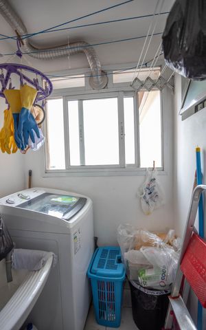 Apartamento à venda com 64m², 3 quartos e 2 vagas Apartamento à venda com 64m², 3 quartos e 2 vagasÁrea de Serviço
