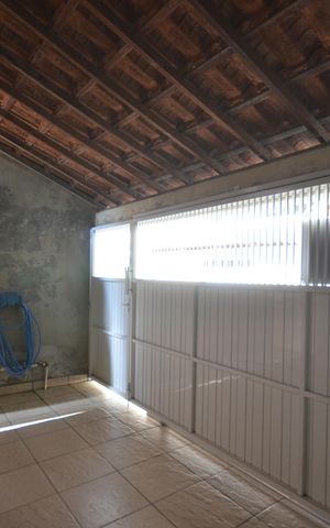 Casa à venda com 120m², 2 quartos e 1 vagaGaragem