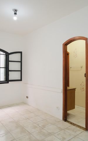 Casa para alugar com 250m², 3 quartos e 4 vagasSuíte americana 1