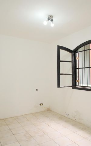 Casa para alugar com 250m², 3 quartos e 4 vagasSuíte