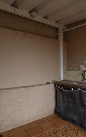 Casa à venda com 96m², 2 quartos e 3 vagas Casa à venda com 96m², 2 quartos e 3 vagasÁrea comum