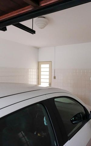 Casa à venda com 222m², 3 quartos e 4 vagasGaragem
