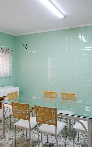 Casa à venda com 222m², 3 quartos e 4 vagasCozinha