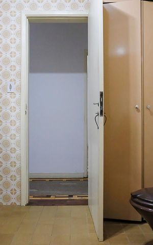 Casa à venda com 222m², 3 quartos e 4 vagasBanheiro 1