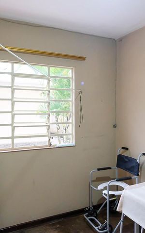 Casa à venda com 222m², 3 quartos e 4 vagasÁrea de serviço