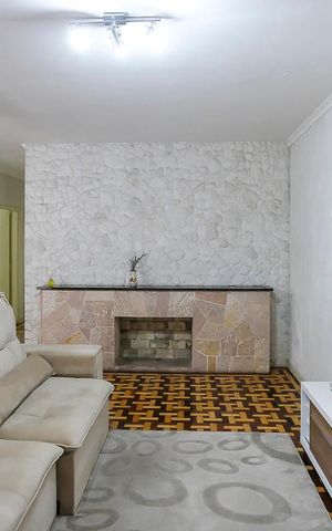 Casa à venda com 222m², 3 quartos e 4 vagasSala 2