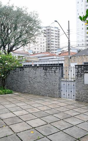 Casa à venda com 222m², 3 quartos e 4 vagasGaragem