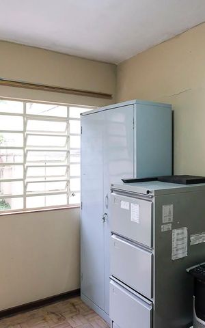 Casa à venda com 222m², 3 quartos e 4 vagasÁrea de serviço