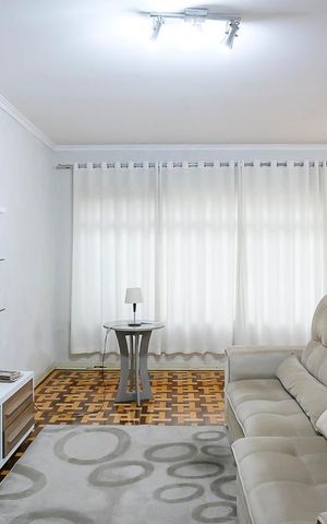Casa à venda com 222m², 3 quartos e 4 vagasSala 2
