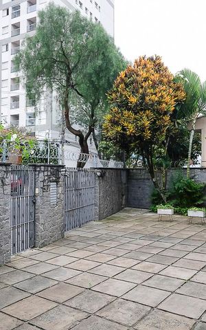 Casa à venda com 222m², 3 quartos e 4 vagasGaragem