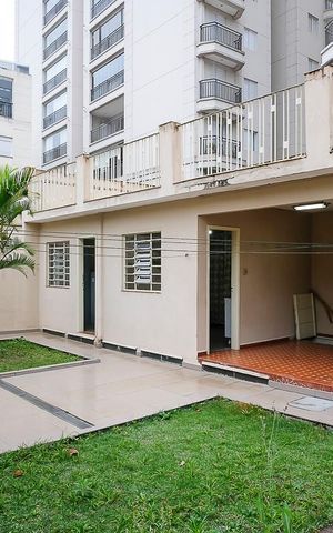 Casa à venda com 222m², 3 quartos e 4 vagasQuintal