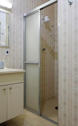 Casa à venda com 222m², 3 quartos e 4 vagasBanheiro 2