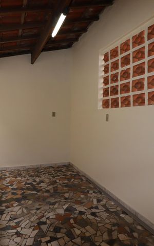 Casa à venda com 210m², 3 quartos e 2 vagasTerraço