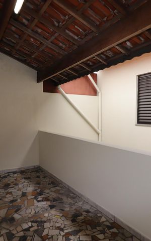 Casa à venda com 210m², 3 quartos e 2 vagasTerraço