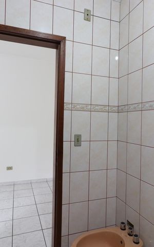Casa à venda com 210m², 3 quartos e 2 vagasBanheiro da Suíte