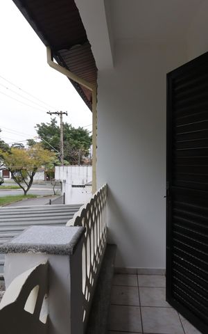 Casa à venda com 210m², 3 quartos e 2 vagasSacada da Suíte