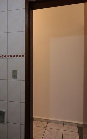 Casa à venda com 210m², 3 quartos e 2 vagasBanheiro social 1