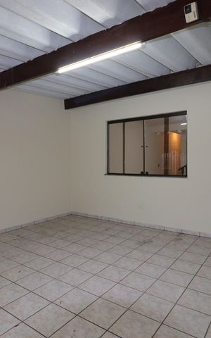 Casa à venda com 210m², 3 quartos e 2 vagasGaragem