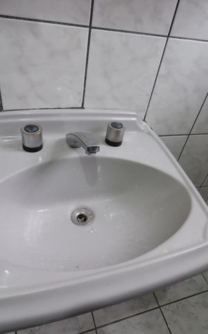 Casa à venda com 210m², 3 quartos e 2 vagasBanheiro social 2