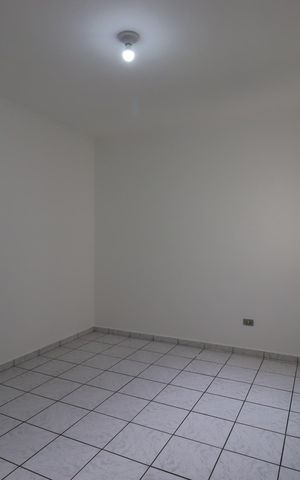 Casa à venda com 210m², 3 quartos e 2 vagasQuarto 2