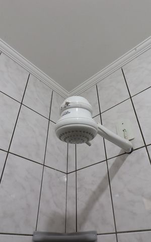 Casa à venda com 210m², 3 quartos e 2 vagasBanheiro social 2