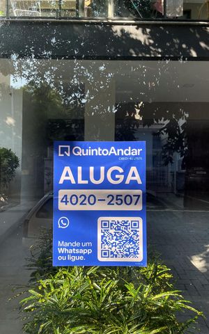 Apartamento à venda com 55m², 1 quarto e 1 vagaPlaquinha