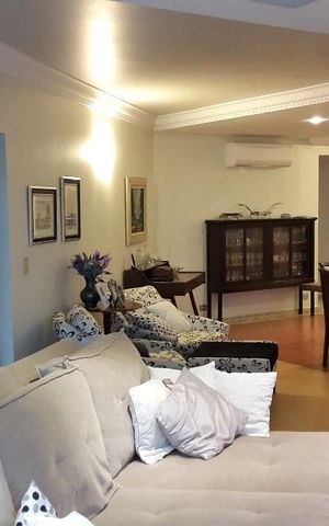 Casa à venda com 700m², 7 quartos e 6 vagas Casa à venda com 700m², 7 quartos e 6 vagasSala da Casa 1
