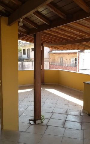Casa à venda com 700m², 7 quartos e 6 vagas Casa à venda com 700m², 7 quartos e 6 vagasTerraço Casa 2