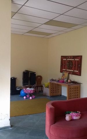 Casa à venda com 700m², 7 quartos e 6 vagas Casa à venda com 700m², 7 quartos e 6 vagasSalão de Festas