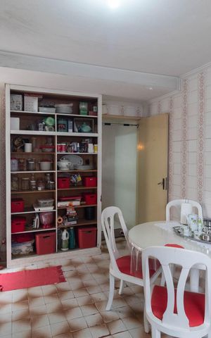 Casa à venda com 150m², 3 quartos e 2 vagasCozinha