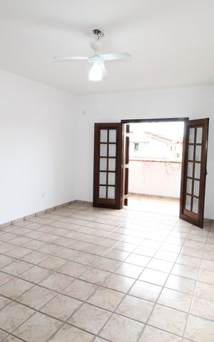 Casa de condomínio para alugar com 380m², 4 quartos e sem vagaSuíte 1