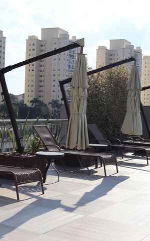 Apartamento à venda com 50m², 1 quarto e 1 vaga Apartamento à venda com 50m², 1 quarto e 1 vagaÁrea comum - Piscina
