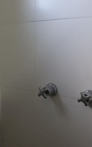 Apartamento à venda com 50m², 1 quarto e 1 vaga Apartamento à venda com 50m², 1 quarto e 1 vagaBanheiro da Suíte