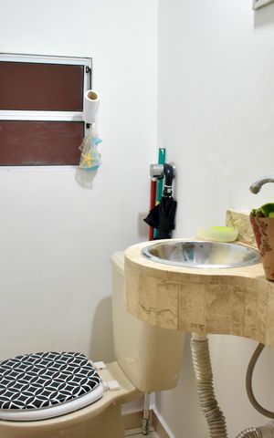 Casa à venda com 133m², 3 quartos e 4 vagas Casa à venda com 133m², 3 quartos e 4 vagasLavabo