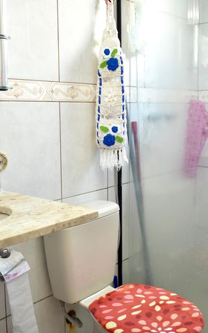 Casa à venda com 133m², 3 quartos e 4 vagas Casa à venda com 133m², 3 quartos e 4 vagasBanheiro da Suíte