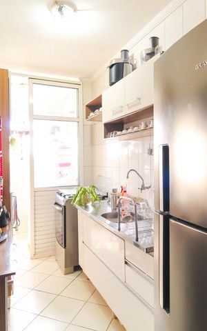 Apartamento para alugar com 70m², 2 quartos e 2 vagas Apartamento para alugar com 70m², 2 quartos e 2 vagasCozinha