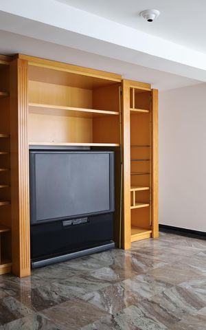 Casa à venda com 945m², 4 quartos e 2 vagasSala 4