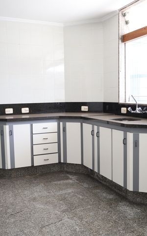 Casa à venda com 945m², 4 quartos e 2 vagasCozinha