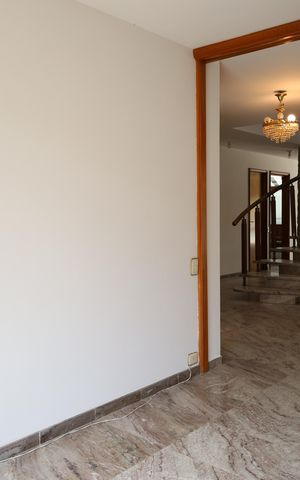 Casa à venda com 945m², 4 quartos e 2 vagasSala 3
