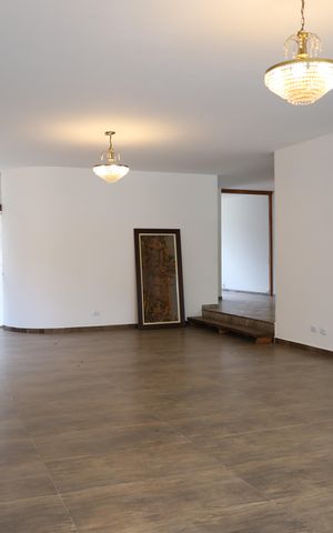 Casa à venda com 945m², 4 quartos e 2 vagasSala