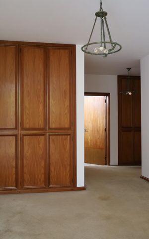 Casa à venda com 945m², 4 quartos e 2 vagasSuíte 2