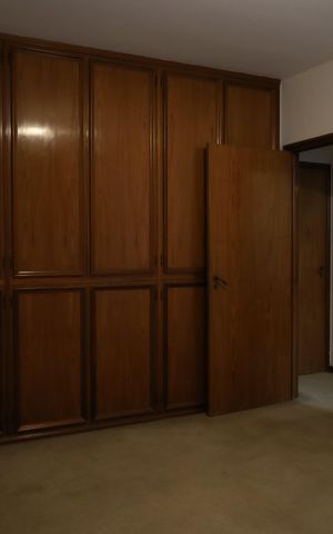 Casa à venda com 945m², 4 quartos e 2 vagasQuarto 2