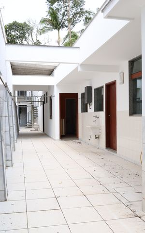 Casa à venda com 945m², 4 quartos e 2 vagasÁrea de Serviço