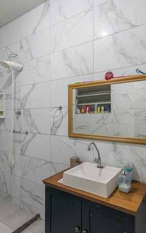 Casa à venda com 96m², 4 quartos e 2 vagasBanheiro Social