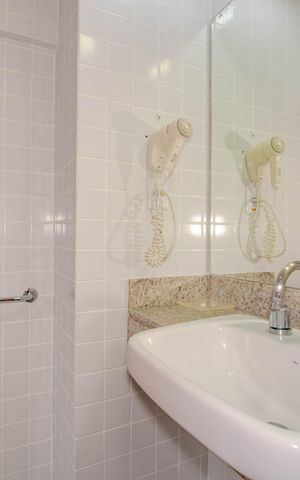 Studio à venda com 29m², 1 quarto e sem vaga Studio à venda com 29m², 1 quarto e sem vagaBanheiro